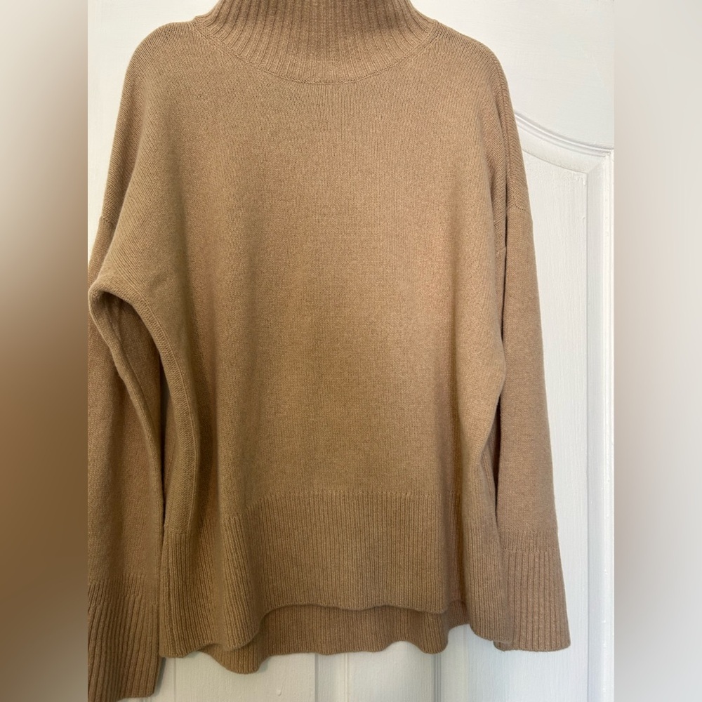 FRAME swingy turtleneck Cashmere Sweater Sz large - Picture 11 of 17